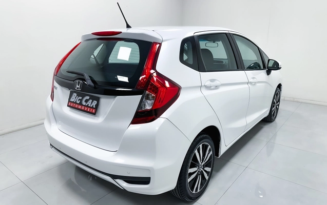 imagem-https://www.socarrao.com.br/sc-vehicle-images-prod/2226023/1783115511718-3301c8aba1054f549a4b6d71ebc514d4_1781877998856.jpg
