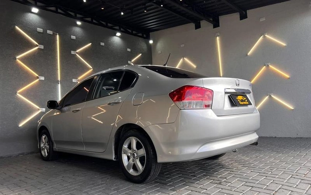 imagem-https://www.socarrao.com.br/sc-vehicle-images-prod/2226038/1787574071881-8109461_1_B_a2eddc8445.jpeg