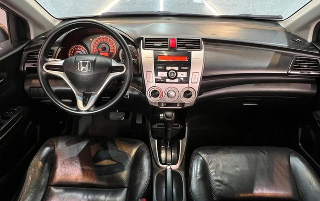 imagem-https://www.socarrao.com.br/sc-vehicle-images-prod/2226038/1787574071886-8109461_1_B_31c7da3695.jpeg