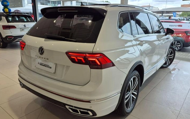 imagem-https://www.socarrao.com.br/sc-vehicle-images-prod/2226058/1792786663684-8202687_16_B_330298a3be.jpeg