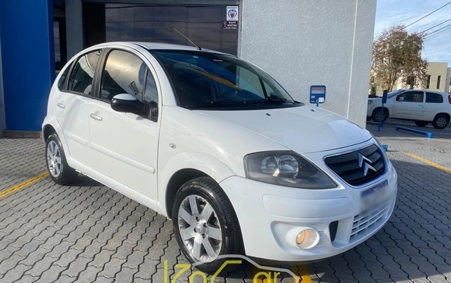 imagem-https://www.socarrao.com.br/sc-vehicle-images-prod/2226879/1781880524474-gdrIqZO9l3Y903UTupbdQMFlkp10KlRi.jpg