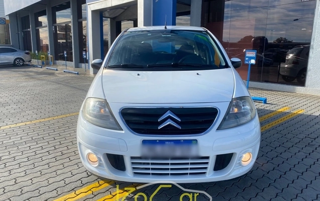 imagem-https://www.socarrao.com.br/sc-vehicle-images-prod/2226879/1781880524484-jin6Smj52XMrb8sbr5Wgw5FQMQ1vPYU7.jpg