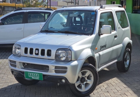 Suzuki Jimny 2010 Prata — foto 1 de 3