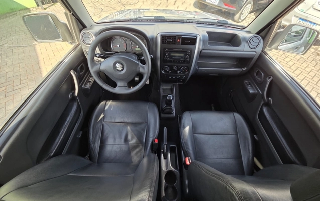 imagem-https://www.socarrao.com.br/sc-vehicle-images-prod/2227317/1787661655945-4Zg5T2Cm367cYCNrtyUKCHyn18Wa2J6w.jpg