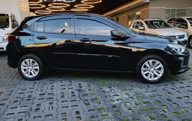 imagem-https://www.socarrao.com.br/sc-vehicle-images-prod/2227369/1789591804241-8185793_14_B_8bc1c4386a.jpeg