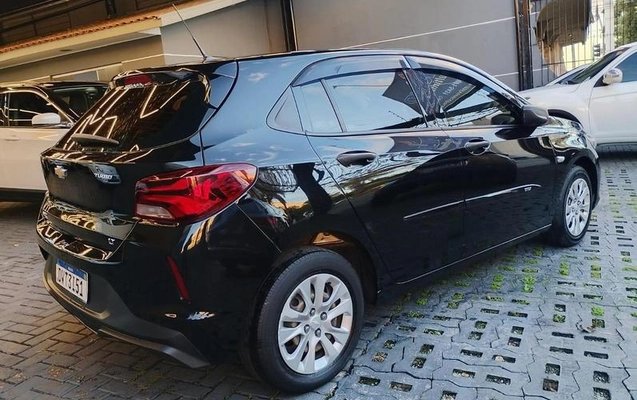 imagem-https://www.socarrao.com.br/sc-vehicle-images-prod/2227369/1789591804246-8185793_17_B_31609a82ec.jpeg