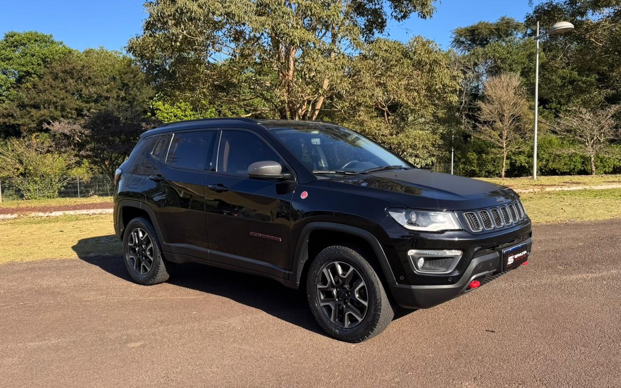 Jeep Compass 2021 Preto — foto 1 de 3