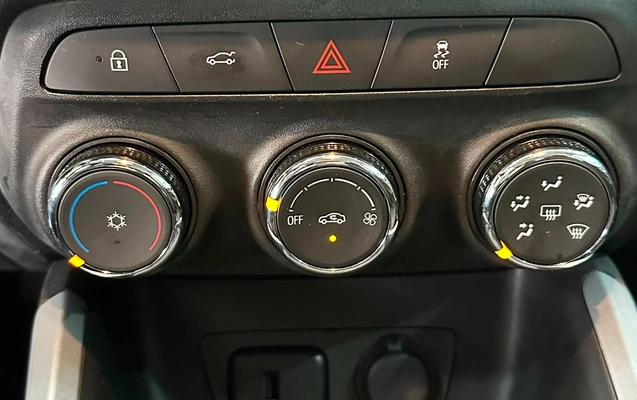 imagem-https://www.socarrao.com.br/sc-vehicle-images-prod/2227779/1781882703893-4c393be0-0bfa-49ee-8ab2-4a33b7015518.jpg