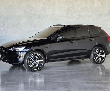 Volvo XC60 2019 Preto — foto 1 de 3