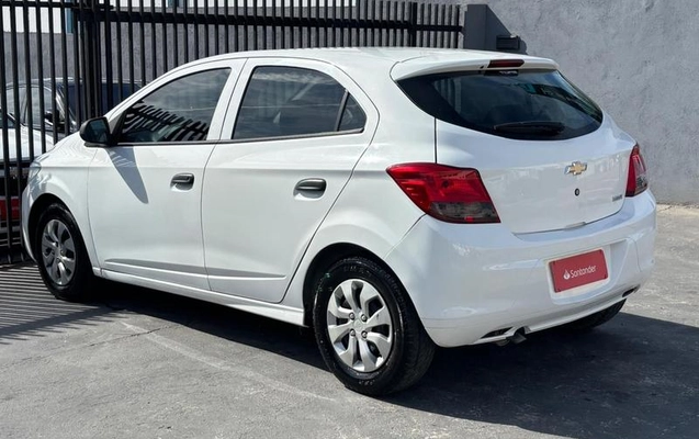 imagem-https://www.socarrao.com.br/sc-vehicle-images-prod/2229320/1784121170631-8203354_2_B_63dbdee3fa.jpeg