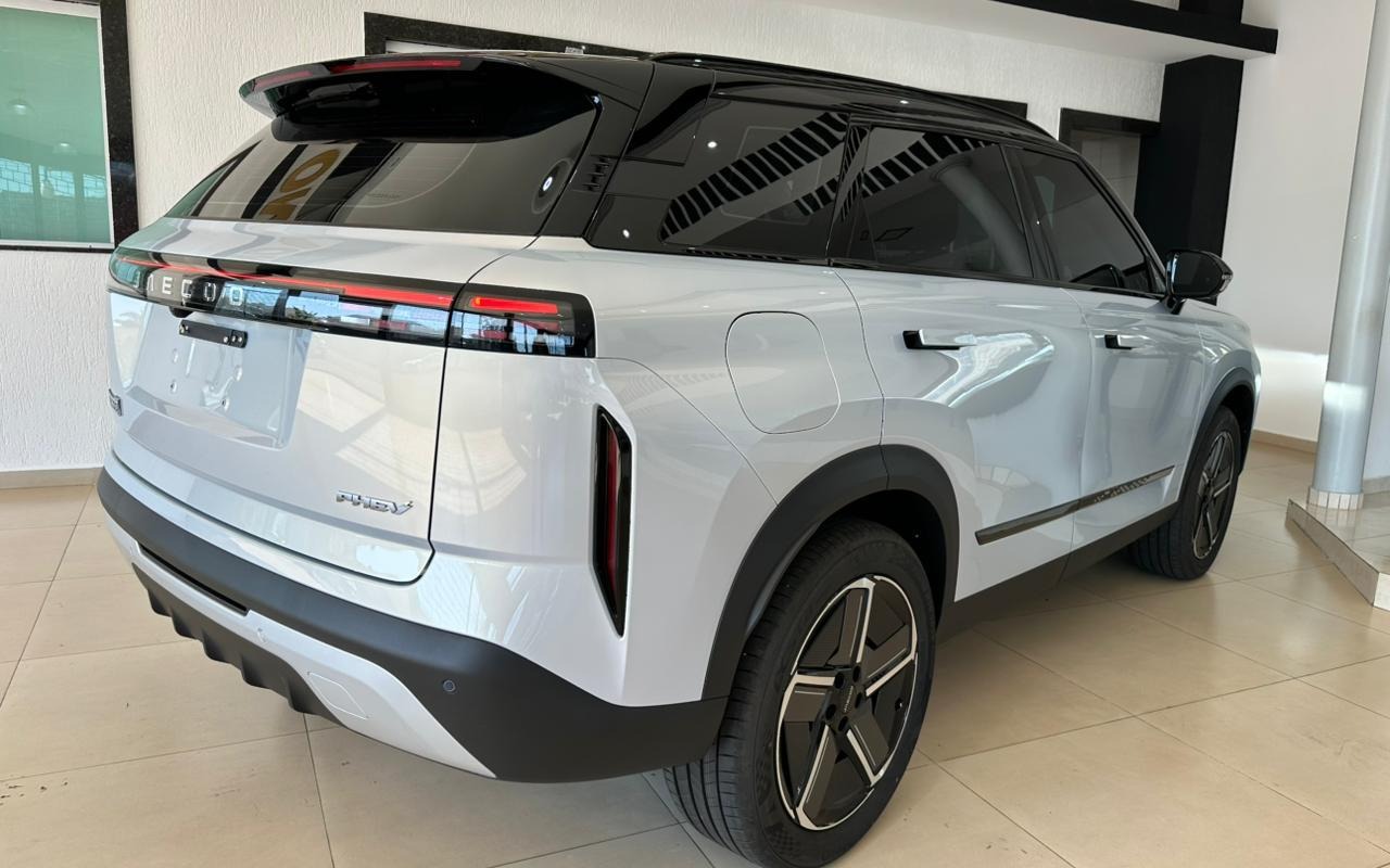 imagem-https://www.socarrao.com.br/sc-vehicle-images-prod/2230045/1781890423095-V2hhdHNBcHAgSW1hZ2UgMjAyNi0wNi0xOSBhdCAxNC4wMi40NCAoMSkuanBlZw.jpeg