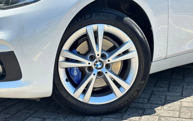 imagem-https://www.socarrao.com.br/sc-vehicle-images-prod/2230376/1790788760699-047f2e1ccdeb4fd4a7ed5ddf178e7b34_1765813096182.jpeg