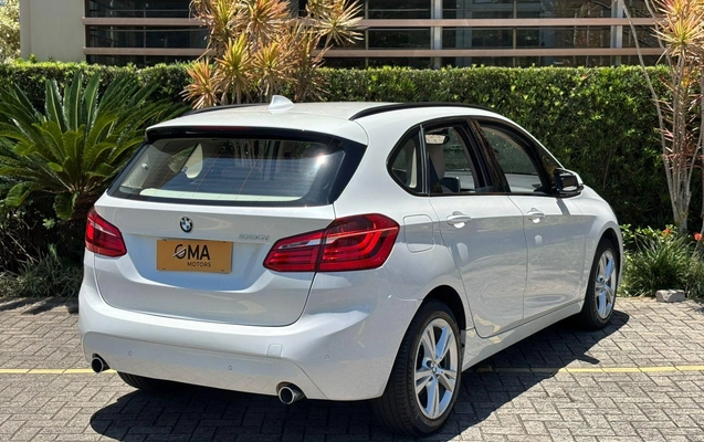 imagem-https://www.socarrao.com.br/sc-vehicle-images-prod/2230376/1790788760701-9f3032a035dd4a089dbd4c1c2680d98a_1765813094233.jpeg