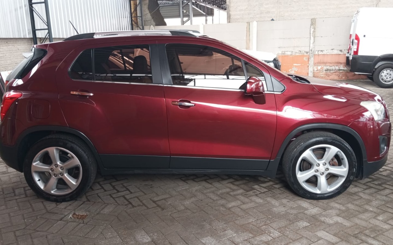 imagem-https://www.socarrao.com.br/sc-vehicle-images-prod/2230452/1781893292244-YWFiOGQ5NWMtMDBjYi00OWQ3LThlZjctYTA3YWNmODE4MGJjLmpwZw.jpg