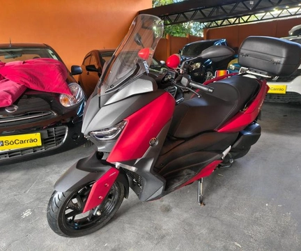 YAMAHA XMAX 250 ABS 2022 Vermelho — foto 1 de 3