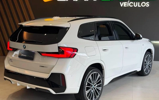 imagem-https://www.socarrao.com.br/sc-vehicle-images-prod/2230739/1790009191956-8203467_14_B_994b520ede.jpeg