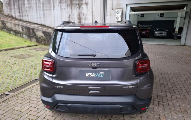 imagem-https://www.socarrao.com.br/sc-vehicle-images-prod/2230804/1785861728424-89CzHpd7V304Z57cMW3ydFJEL4yymQL7.jpg