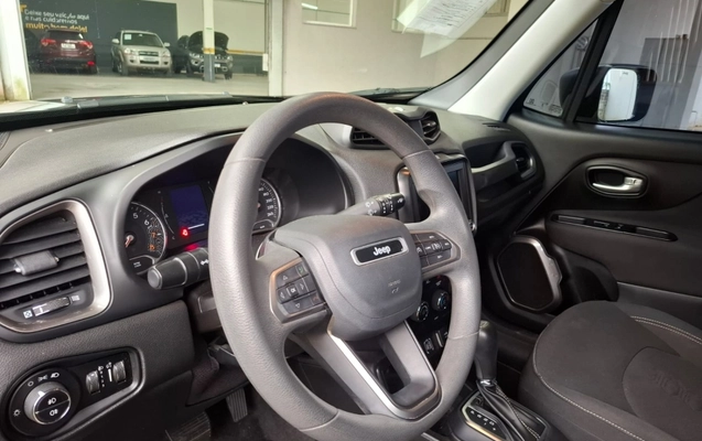 imagem-https://www.socarrao.com.br/sc-vehicle-images-prod/2230804/1785861728430-8sKLKfCHjOrsVSlwUDgKRBMT7iu81Ccf.jpg