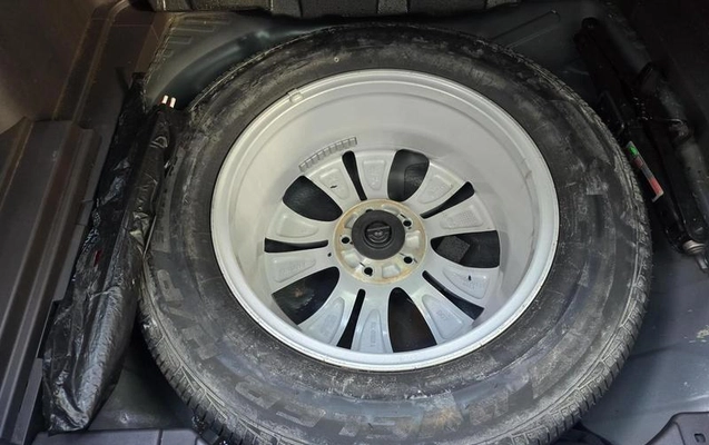 imagem-https://www.socarrao.com.br/sc-vehicle-images-prod/2230980/1788622150272-8164146_8_B_a382a49b80.jpeg