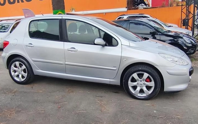 imagem-https://www.socarrao.com.br/sc-vehicle-images-prod/2231263/1781897951219-8105809_5_B_5a0295d085.jpeg