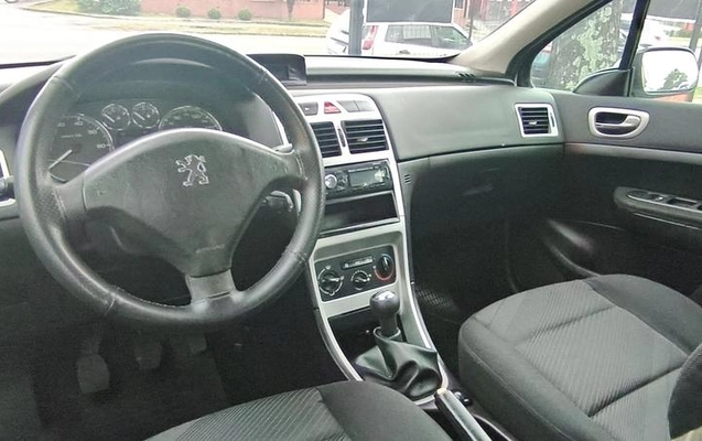 imagem-https://www.socarrao.com.br/sc-vehicle-images-prod/2231263/1781897951232-8105809_13_B_678e2ddbc0.jpeg