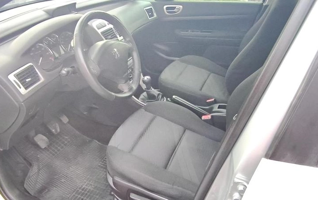 imagem-https://www.socarrao.com.br/sc-vehicle-images-prod/2231263/1781897951237-8105809_16_B_d99b584d3f.jpeg