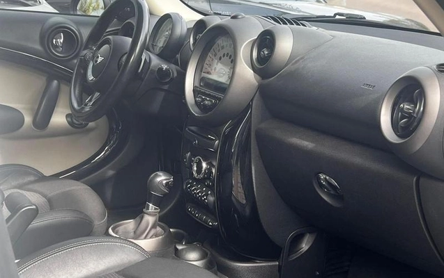 imagem-https://www.socarrao.com.br/sc-vehicle-images-prod/2231536/1789486677595-8204717_0_B_b5a5eb8bfd.jpeg