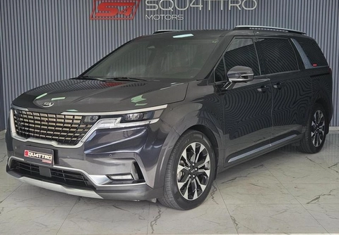 Kia Carnival 2022 Cinza — foto 1 de 3