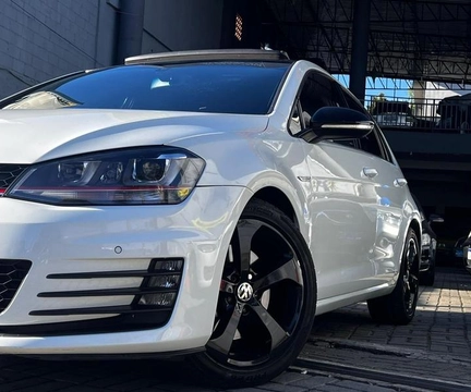 Volkswagen Golf 2014 Branco — foto 1 de 3