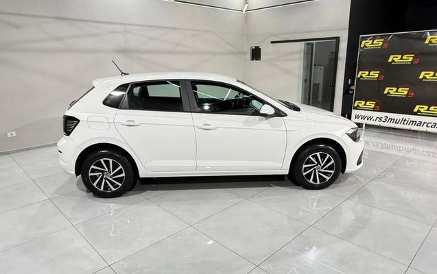 imagem-https://www.socarrao.com.br/sc-vehicle-images-prod/2232146/1792671621576-8205314_1_B_2a2ff487e6.jpeg