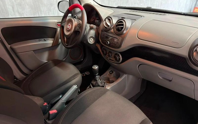 imagem-https://www.socarrao.com.br/sc-vehicle-images-prod/2232331/1781902964779-8187616_14_B_904dcf3da0.jpeg