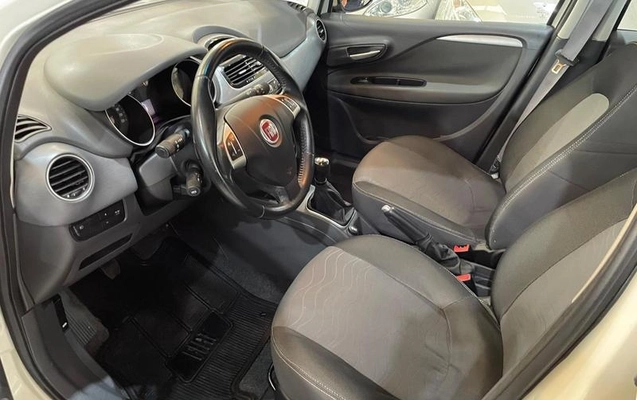 imagem-https://www.socarrao.com.br/sc-vehicle-images-prod/22328/1788472499612-7654517_10_B_a7ed8bf27d.jpeg