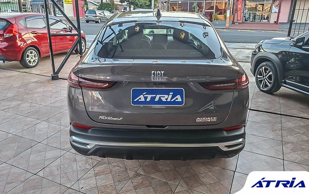 imagem-https://www.socarrao.com.br/sc-vehicle-images-prod/2232830/1790003415041-c4c0176b-313a-408c-8c91-4de8a79d4a44.jpg