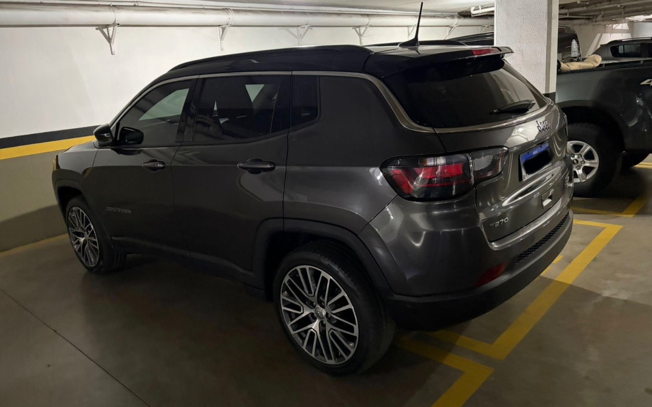 imagem-https://www.socarrao.com.br/sc-vehicle-images-prod/2233178/1781910871640-YjQ5Nzk0YWEtOTM2MC00MDAwLTkwYTYtMWNiZTliNGI5NmY2LmpwZWc.jpeg