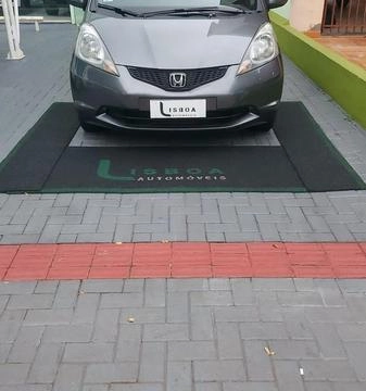 Honda Fit 2009 Cinza — foto 1 de 3