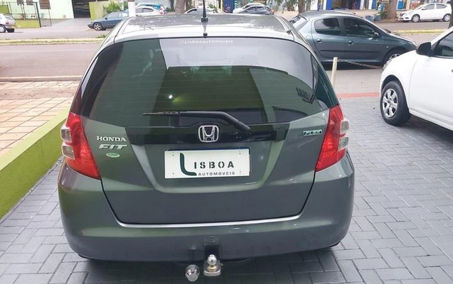 imagem-https://www.socarrao.com.br/sc-vehicle-images-prod/2241464/1789663020976-8204126_1_B_6441357f28.jpeg