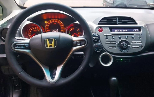 imagem-https://www.socarrao.com.br/sc-vehicle-images-prod/2241464/1789663020985-8204126_10_B_bd02811aba.jpeg