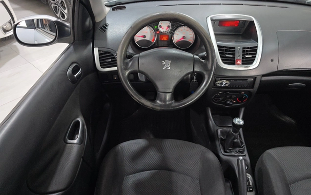 imagem-https://www.socarrao.com.br/sc-vehicle-images-prod/2241469/1789399081914-46d8a3e8d5434d53a47b685016648e54_1781954236129.jpg