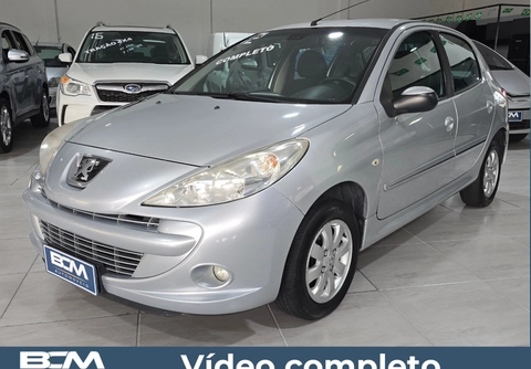 Peugeot 207 2012 Prata — foto 1 de 3