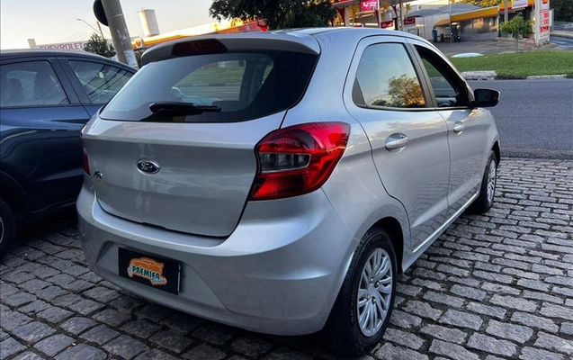 imagem-https://www.socarrao.com.br/sc-vehicle-images-prod/2241611/1781960728881-PXZ-6439_04.jpg