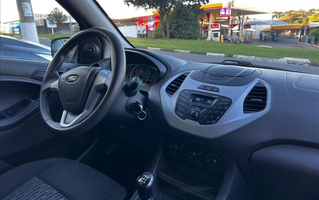 imagem-https://www.socarrao.com.br/sc-vehicle-images-prod/2241611/1781960728882-PXZ-6439_05.jpg