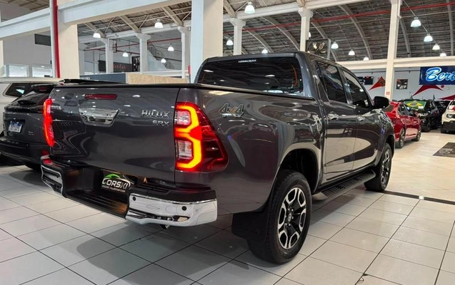 imagem-https://www.socarrao.com.br/sc-vehicle-images-prod/2241616/1791634070821-8202435_14_B_dd8263e1e2.jpeg