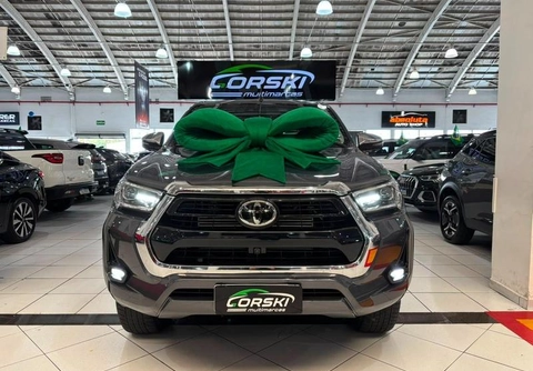 Toyota Hilux 2025 Cinza — foto 1 de 3