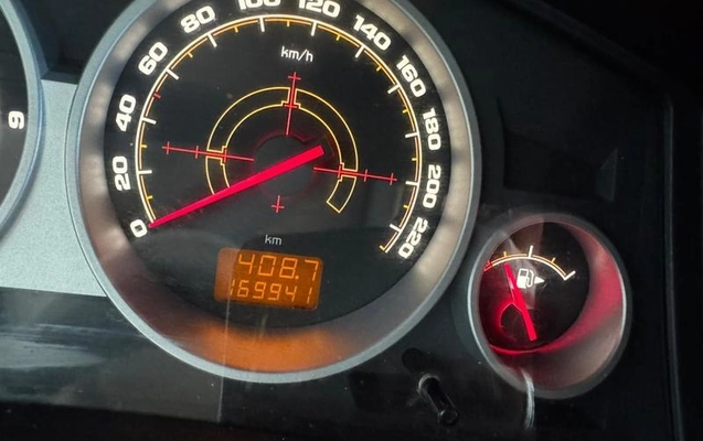 imagem-https://www.socarrao.com.br/sc-vehicle-images-prod/2241631/1784122428650-8205989_1_B_59a45cdbf3.jpeg