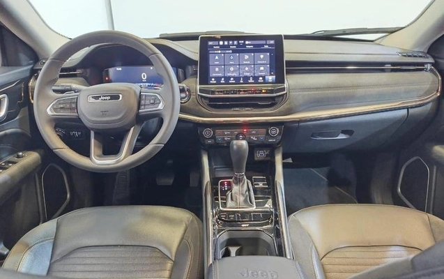 imagem-https://www.socarrao.com.br/sc-vehicle-images-prod/2241753/1788524327117-8206119_17_B_9f6fe72691.jpeg