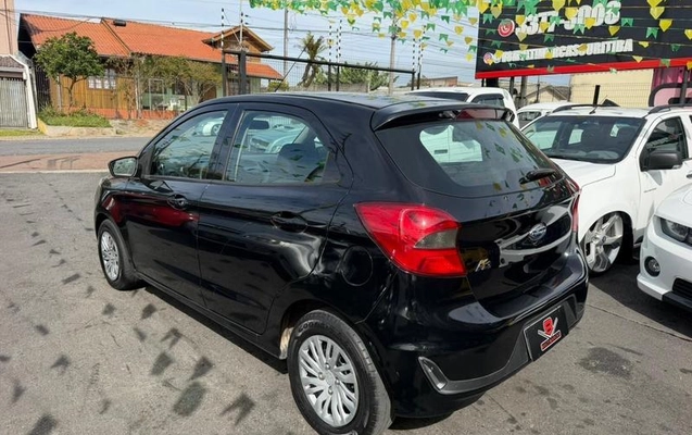 imagem-https://www.socarrao.com.br/sc-vehicle-images-prod/2241866/1781964866976-8182836_4_B_b1f18f0b3f.jpeg