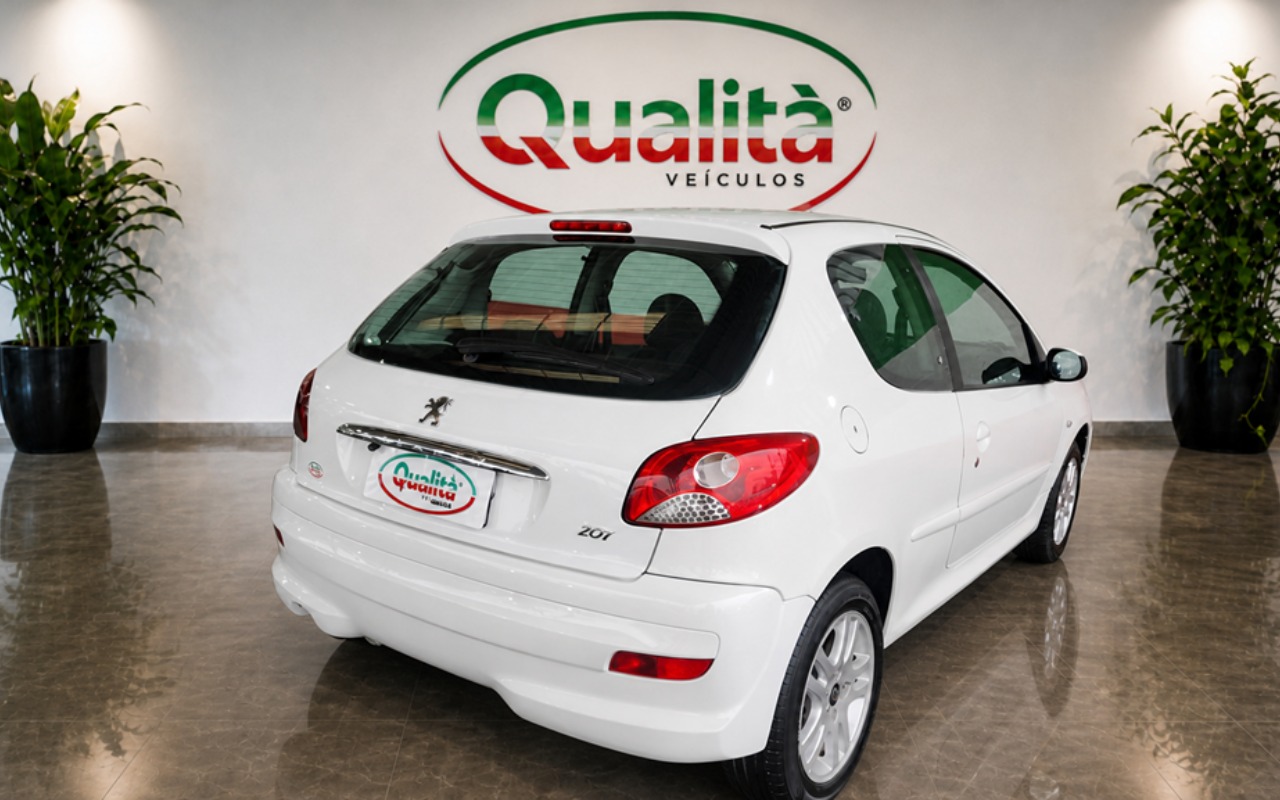imagem-https://www.socarrao.com.br/sc-vehicle-images-prod/2241879/1788380853713-MDMucG5n.png