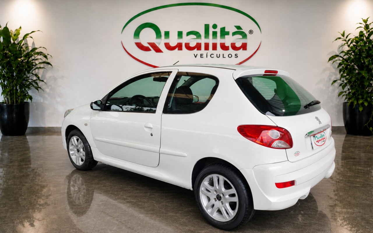 imagem-https://www.socarrao.com.br/sc-vehicle-images-prod/2241879/1788380853776-MDQucG5n.png