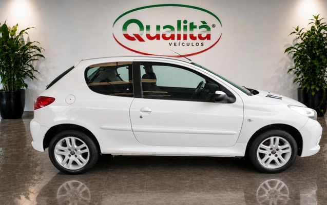 imagem-https://www.socarrao.com.br/sc-vehicle-images-prod/2241879/1788380853829-MDUucG5n.png