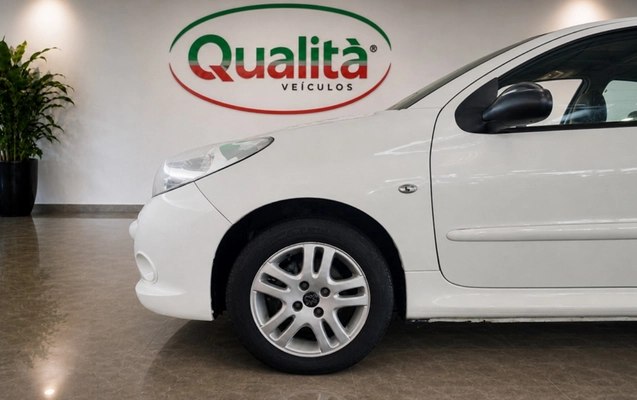 imagem-https://www.socarrao.com.br/sc-vehicle-images-prod/2241879/1788380854173-MTAucG5n.png